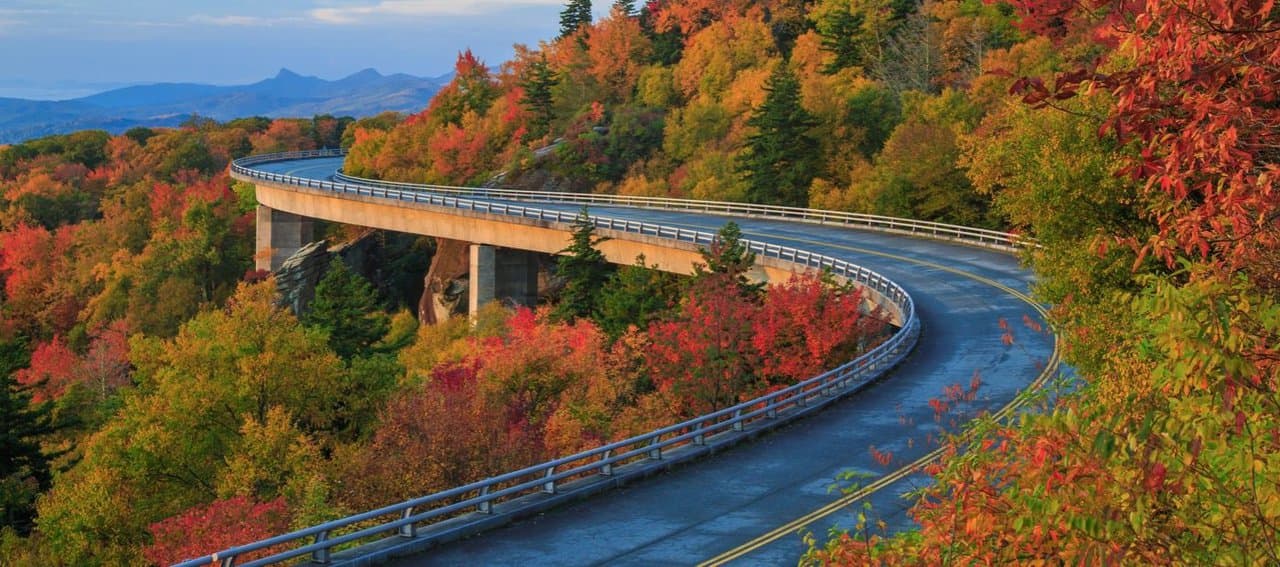 Driving the Blue Ridge Parkway in a Class A: Clearances & Best Stops